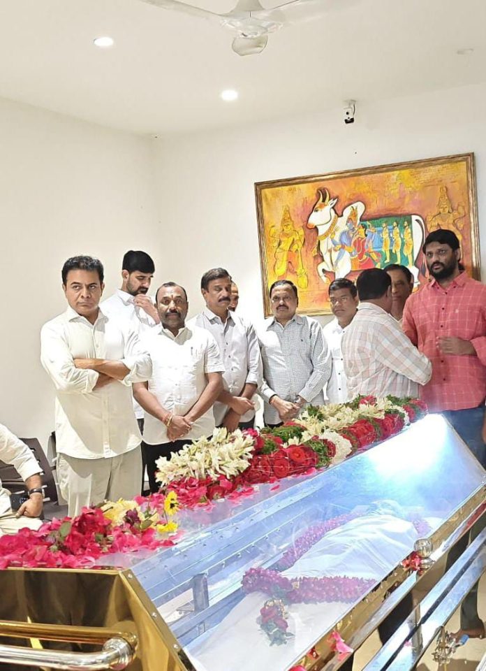 WhatsApp Image 2025-10-28 at 6.14.57 PM (1)