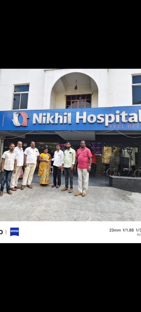 గొప్ప మనసు చాటుకున్న మిత్రులు