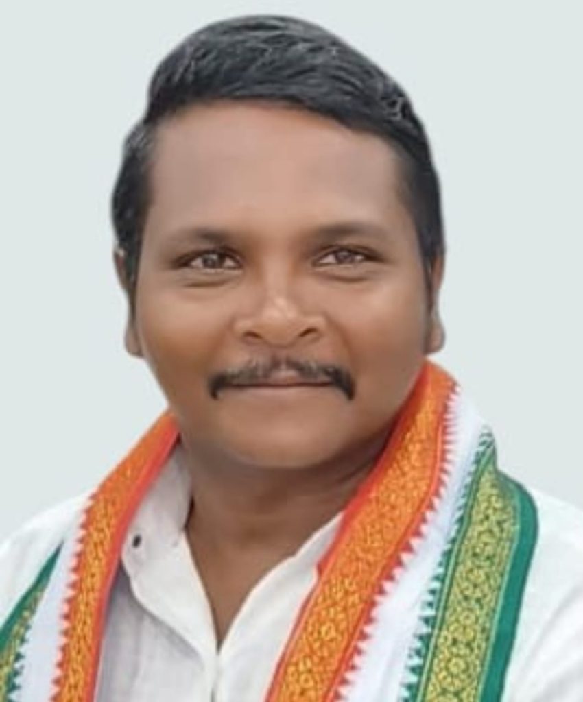 పెత్తందారుల చేతుల్లో పడమటి కండ్రిగ లో కోట్లు విలువ చేసే ప్రభుత్వ భూములు