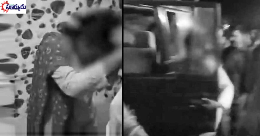 ఇద్దరు యువకులతో బాత్రూమ్ లో లేడీ డాక్టర్ పాడు పని.. భర్తకు అడ్డంగా దొరికింది (వీడియో చూడండి)