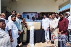 ఎమ్మెల్యే వేముల ప్రశాంత్ రెడ్డి సౌజన్యంతో పాఠశాల లకు పారిశ్రామిక వేత్త, తన వియ్యంకుడు దయానంద్ రెడ్డి 7 లక్షల విలువైన సామాగ్రి భారీ విరాళం..