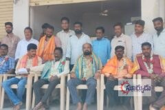 పాత్రికేయులకు సన్మానించిన మైనారిటీలు