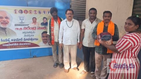 సేవా సంకల్ప్ అభియాన్ లో భాగంగా పారిశుద్ధ్య సిబ్బందికి నిత్యవసర కిట్ల పంపిణీ