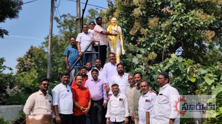 బాల్కొండ మండల కేంద్రంలో జాతిపిత మహాత్మా గాంధీ 157 వ జయంతి ఘనంగా వేడుకలు.