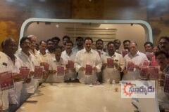 ప్రజా భాగస్వామ్యంతో “స్వచ్ఛ అమలాపురం” స్వచ్ఛ మహా యజ్ఞం నిరంతరం కొనసాగుతుందికె .వి.వి.సత్యనారాయణ రాజు చైతన్య రాజు