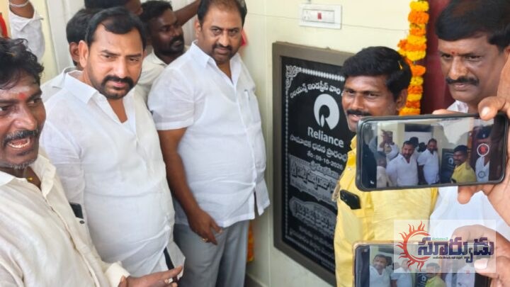 భైరవపాలెంలో అభివృద్ధి పనులకు శ్రీకారం
