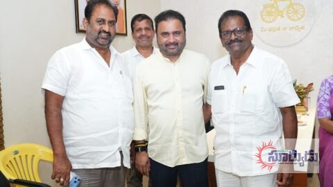 కూటమి ఐక్యతే విజయానికి మార్గం -మురమళ్ల సమావేశంలో స్థానిక ఎన్నికల్లో కూటమి విజయమే లక్ష్యం: సానా సతీష్