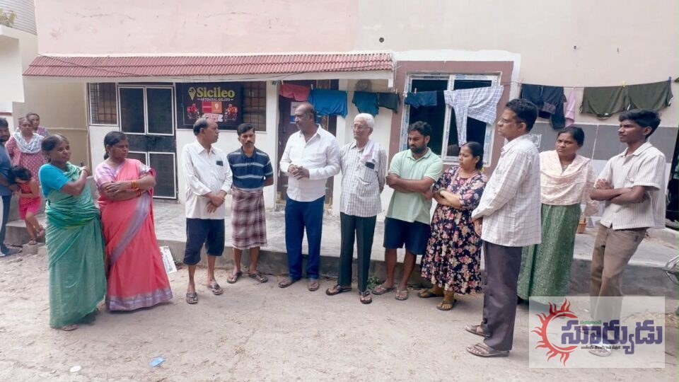 కెపిహెచ్బి నాలుగవ ఫేస్ కాలనీ పట్ల ప్రభుత్వ చిన్నచూపు ఎందుకు? – ప్రశ్నిస్తున్న జనసేన నాయకులు కొల్లా శంకర్..