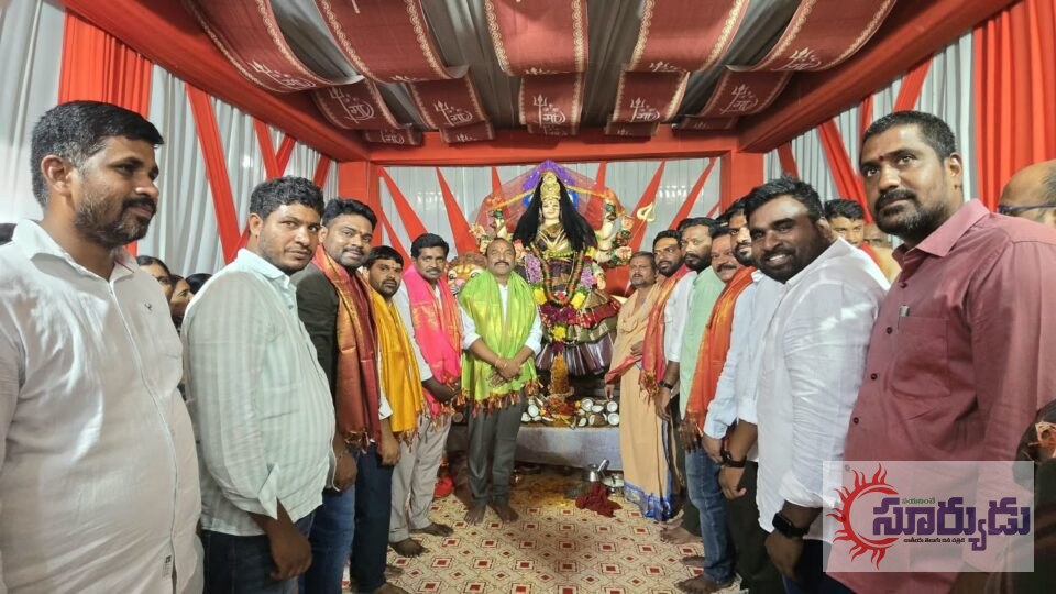 నవరాత్రులు సమాజ ఐక్యతకు ప్రతీక