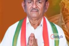 సకాలంలో లైసెన్స్ ఫీజులు చెల్లించి గ్రామ అభివృద్ధికి సహకరించండి