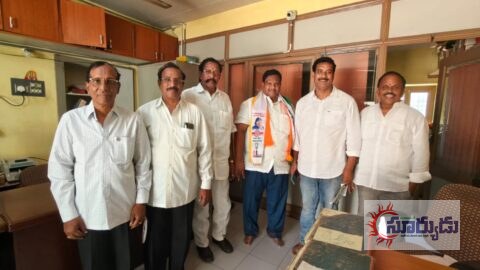 28వ వార్డులో మోకా దూకుడు.. వాట్సాప్ కు సమస్య చెబితే చాలు అంటున్న బీజేపీ అభ్యర్థి