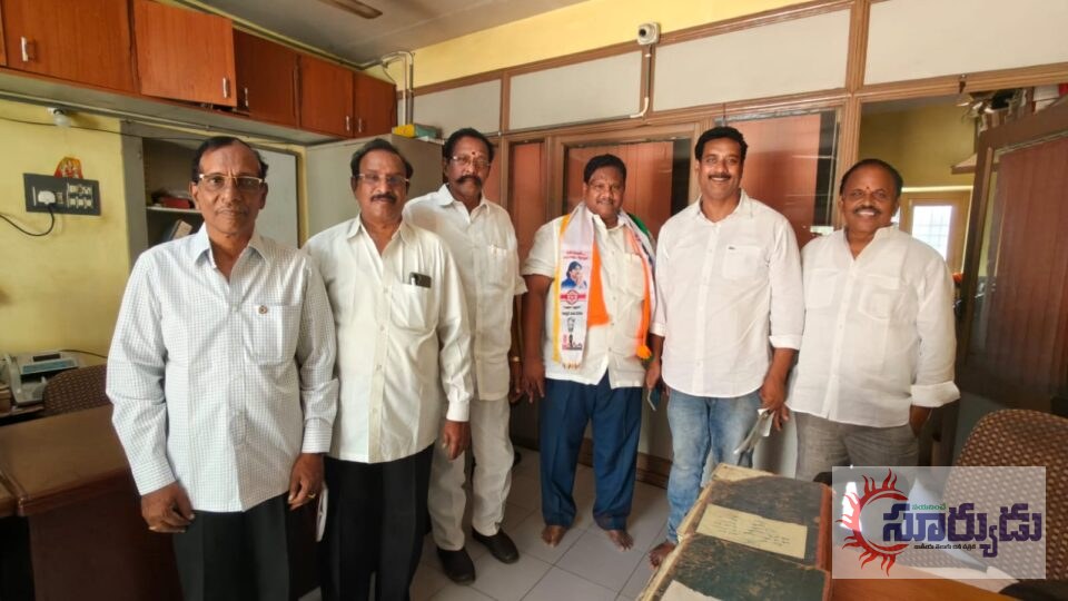 28వ వార్డులో మోకా దూకుడు.. వాట్సాప్ కు సమస్య చెబితే చాలు అంటున్న బీజేపీ అభ్యర్థి