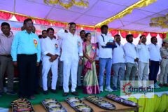 చదువుతో పాటు క్రీడల్లోనూ విద్యార్థులు రాణించాలి..క్రీడలతోనే మానసిక ఉల్లాసం, శారీరక దృఢత్వం.