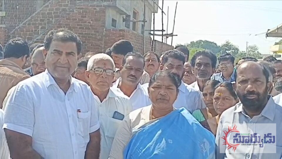 బాల్కొండ నియోజకవర్గం లో అభివృద్ధి చేసే బాధ్యత మాదే రాష్ట్ర మంత్రి సీతక్క ఆకస్మిక పర్యటించారు.
