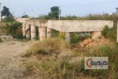 అర్థంతరంగా నిలిచిపోయిన బ్రిడ్జి నిర్మాణ పనులు…