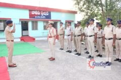 మెండోరా పోలీస్ స్టేషన్‌ను క్షుణ్ణంగా తనిఖీ చేసిన నిజామాబాద్ పోలీస్ కమిషనర్.
