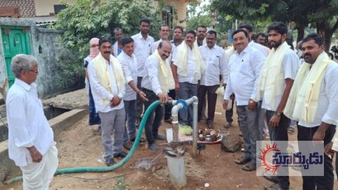 భీమ్గల్ మండల కేంద్రంలో తాగునీటి సమస్యలకు పరిష్కారంఎల్ ని నో ప్రభావం నీటిని పొదుపుగా వాడుకోవాలి. ఏం పి డి ఓ గంగుల సంతోష్ కుమార్,